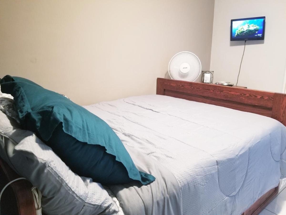 Moderna Habitacion/Bano Privada Apartment Ciudad Juarez Luaran gambar